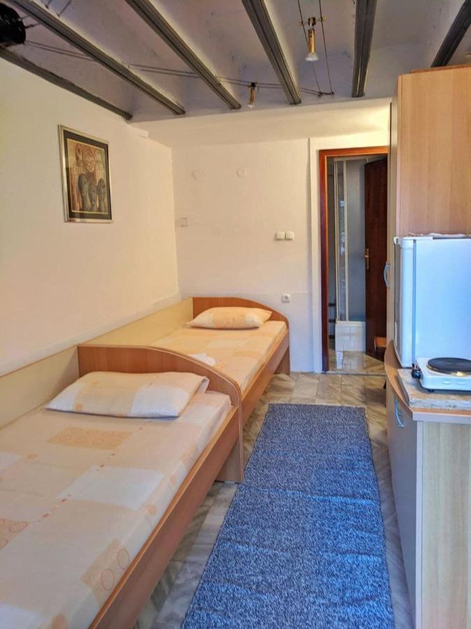 Apartments Evelyn 奥赫里德 外观 照片